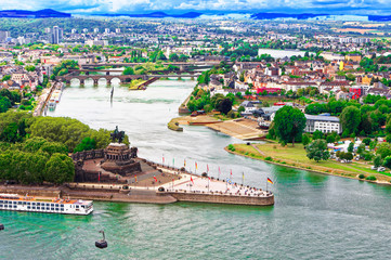 Deutsches Eck mit Blick von Festung Ehrenbreitstein in Koblenz mit Rhein und Mosel in Rheinland-Pfalz Oberes Mittelrheintal Deutschland Europa fotografiert am 2019.08.15
