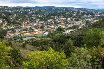 Obraz premium Panoramiczny widok na Campos do Jordao, Sao Paulo, Brazylia.