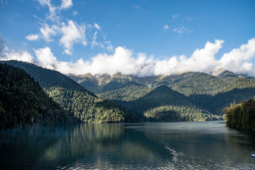 Fototapeta na wymiar Mountain lake Ritsa.