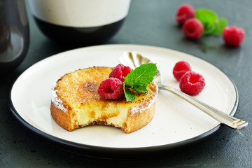 Tart with ginger creme brulee. Selective focus
