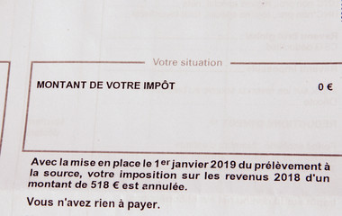 annulation des impôts sur le revenu de 2018, papier