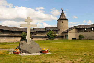Memorial cross in the fort