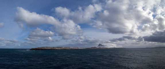 Fototapeta na wymiar panoarama landscape winter Faroer Nólsoy
