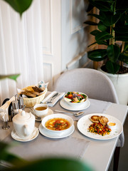 Ready-made serving in the restaurant. A table served in the restaurant. The interior of the restaurant.