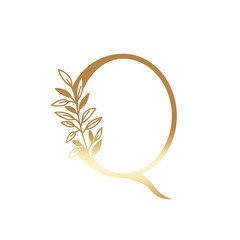 letter of the alphabet of golden color