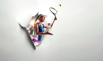 Paper breakthrough hole effect and tennis player