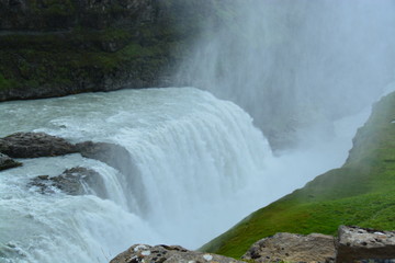 グトルフォスの滝