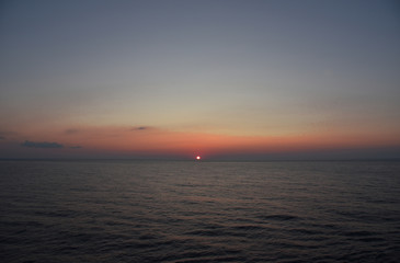 Fototapeta na wymiar Sunset over the Atlantic Ocean. 