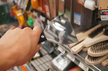 Choose a scraper at the store