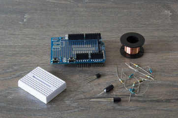 Coil, transistors and resistors and Arduino