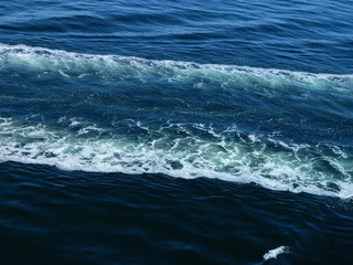 Fototapeta premium dark blue sea ocean wave splash