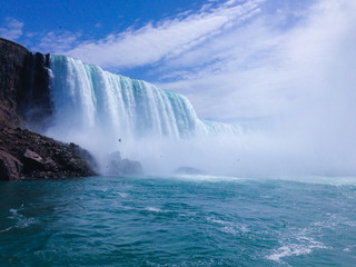 Fototapeta premium Niagara Falls - view from boat