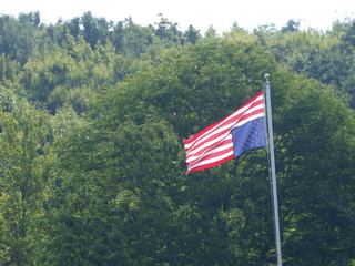 Flying upside down American flag as a sign of distress or political dissent