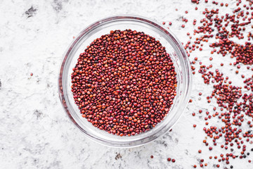 Red quinoa grains