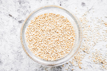 White quinoa grains