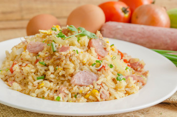 Thai cuisine-Fermented pork fried rice