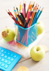 Naklejka premium School supplies background. Back to school concept. Items for school. Office desk with copy space. Flat lay. Education and school concept. Stationery pencils, pens on table