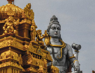 Fototapeta na wymiar Murdeshwar is a town in Bhatkal Taluk of Uttara Kannada district in the state of Karnataka, India. The town is located 13 kms from the taluk headquarters of Bhatkal. Murdeshwar is famous for the world