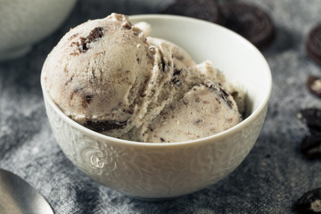 Homemade Chocolate Cookes and Cream Icecream