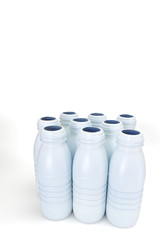 Bouteille de lait plastique isolé fond blanc zone de texte prêt à composer espace pour écrire développement durable écologie recyclage environnemet tri sélectif éclairage studio