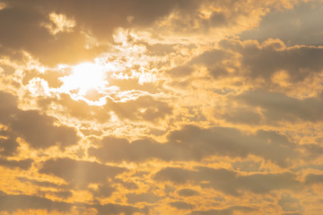 The clouds and the orange of the West 06