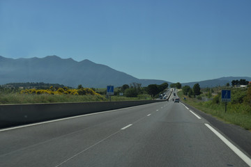 Partie rectiligne de la D 900, Pyrénées orientales, Occitanie