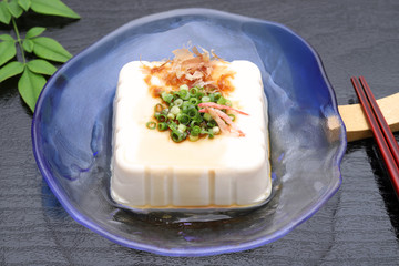 冷や奴　豆腐