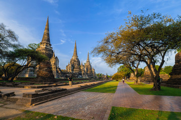 Wat Phra Si Sanphet 3 Pagoda built in the Ayutthaya period. The old and the cultural heritage that the generations donated to the remains of brick mortar.