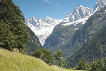 Blick von Soglio auf Bergeller Berge