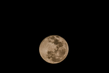 Moon in Night Sky © underworld