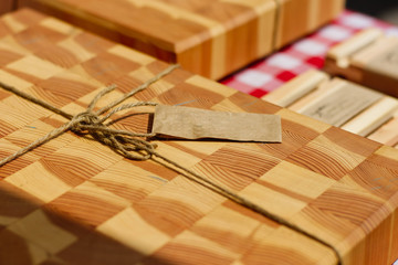 End-grain wooden chopping board
