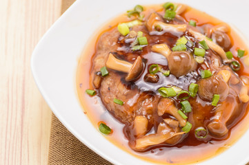 和風キノコハンバーグ