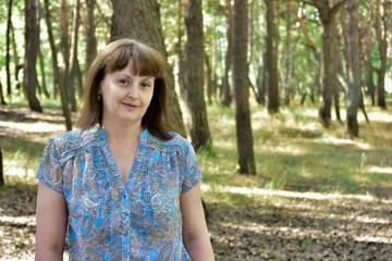 Fototapeta premium woman in the park