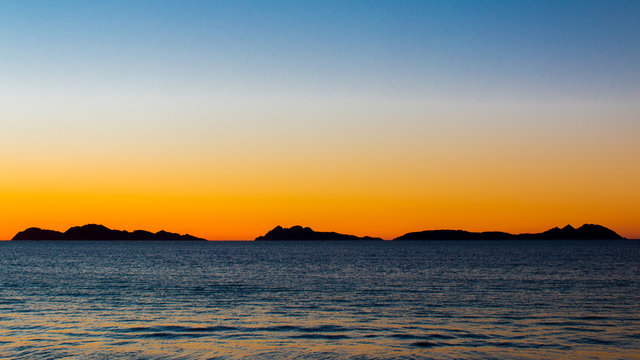 Atardecer en las C&iacute;es