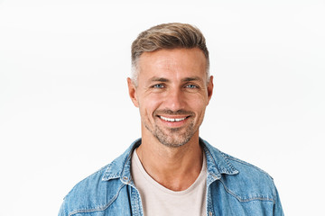 Obraz premium Close up portrait of a handsome man wearing casual outfit