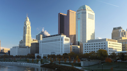 Fototapeta premium Columbus, Ohio skyline on a clear morning
