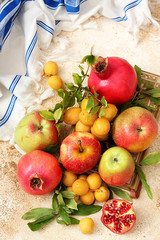 Apple and honey, traditional food of jewish New Year celebration, Rosh Hashanah