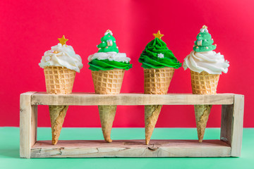 Cupcakes for christmas time Original idea