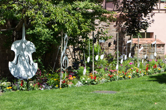 Jard&iacute;n musical