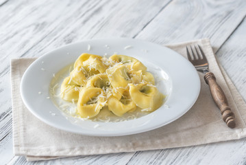 Tortelloni stuffed with ricotta