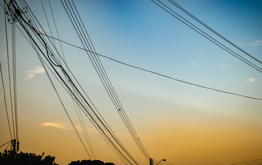 Fios ao final do dia