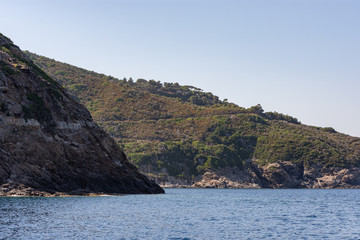 Fototapeta na wymiar Splendid panoramic view of the blue and crystalline sea of the island of Elba