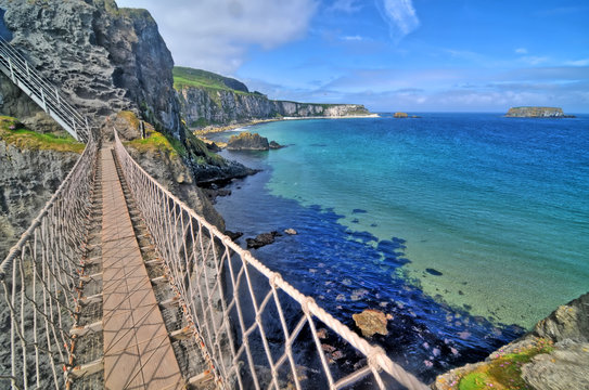 Fototapeta Carrick-a-Rede Rope Bridge  - rope bridge in , Northern Ireland.