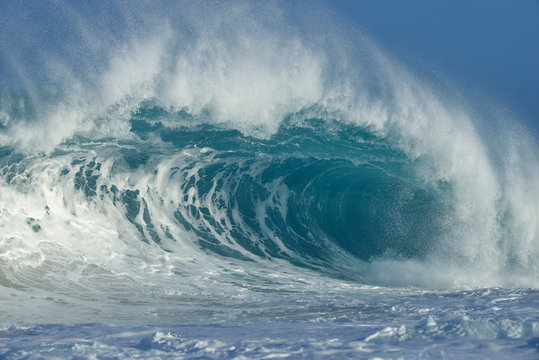 USA, Hawaii, Oahu, big wave