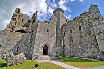 Fototapeta na wymiar The Rock of Cashel - a historic site located at Cashel, Ireland.