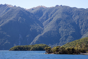 Obraz premium view of Te Anau lake, Fiordland region, New Zealand