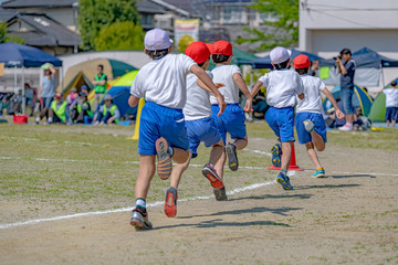 運動会 かけっこ風景