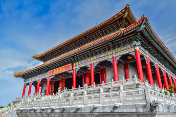 Leng Ne Yi Yi Temple, located in Charoen Krung District, Bangkok, is a famous temple for Chinese and foreigners. Popular in paying respect