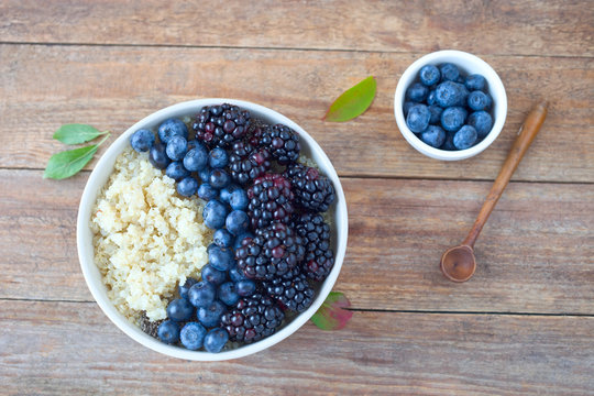 Beeren-Quinoa