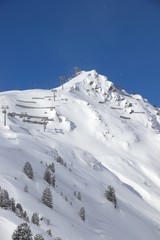 Fototapeta na wymiar Skiing in Tyrol